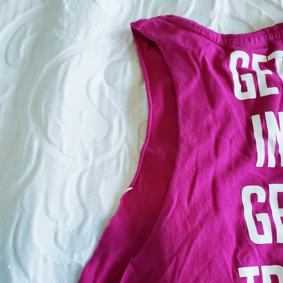 **SOLD**Trim Crop Top_* - Picture 3 of 4